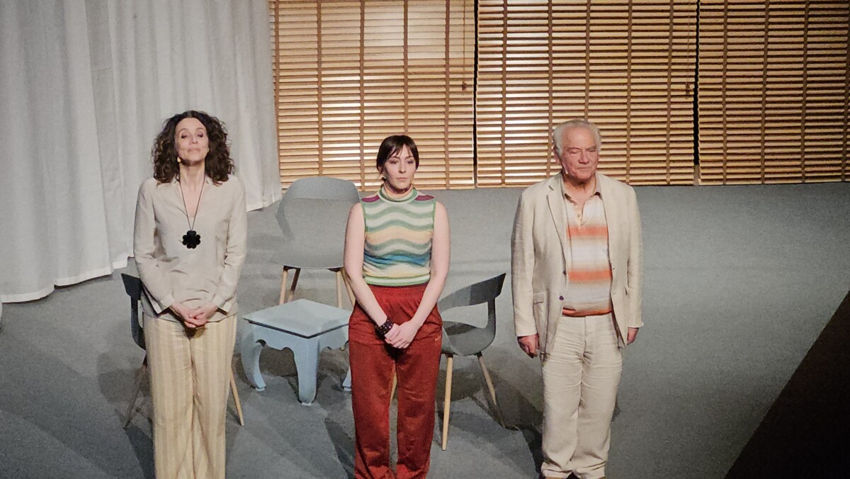 “Le volpi”: il potere quotidiano in scena con Giorgio Colangeli