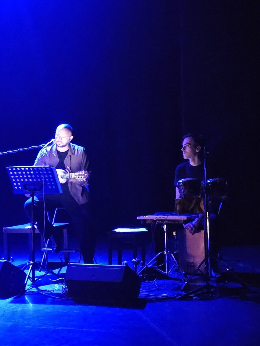 Istantanee di donna: un viaggio teatrale nella vita delle donne