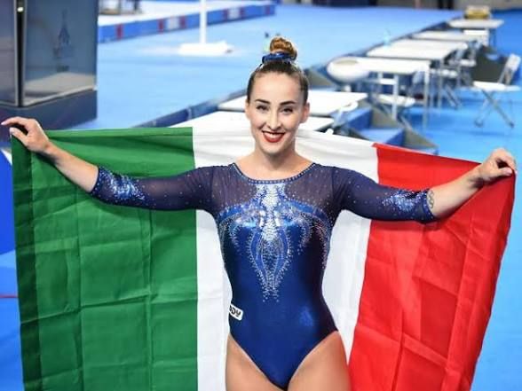 Manila Esposito e il body shaming: la ginnastica è cambiata, noi no