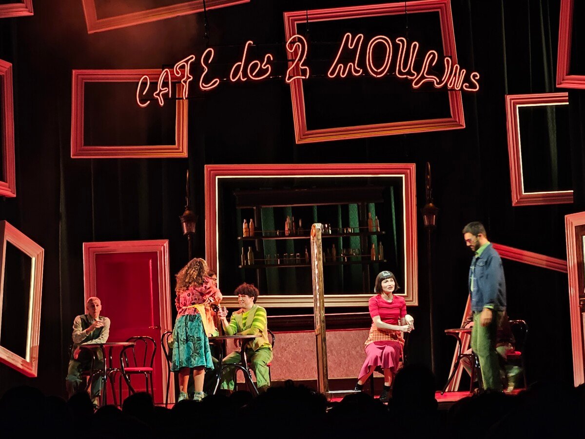 Amélie al Teatro Brancaccio: quando la gentilezza diventa uno spettacolo